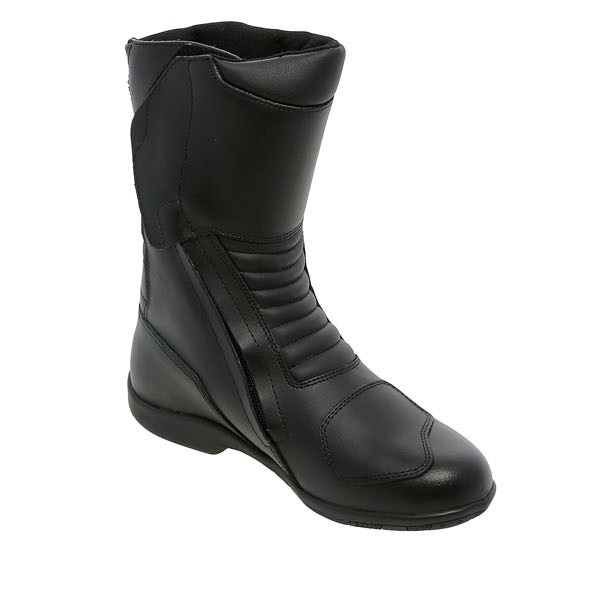 Forma_Avenue_Leather_Boots-Black_front_right_quarter_472406.jpg