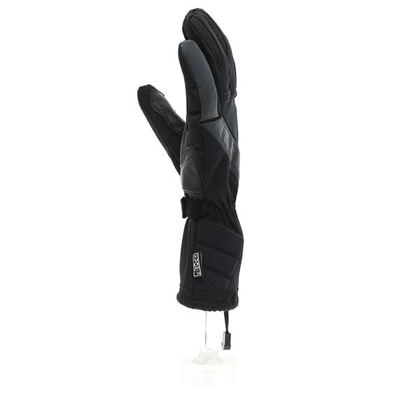 Richa_Tundra_Waterproof_Glove-Black_bottom_109836.jpg