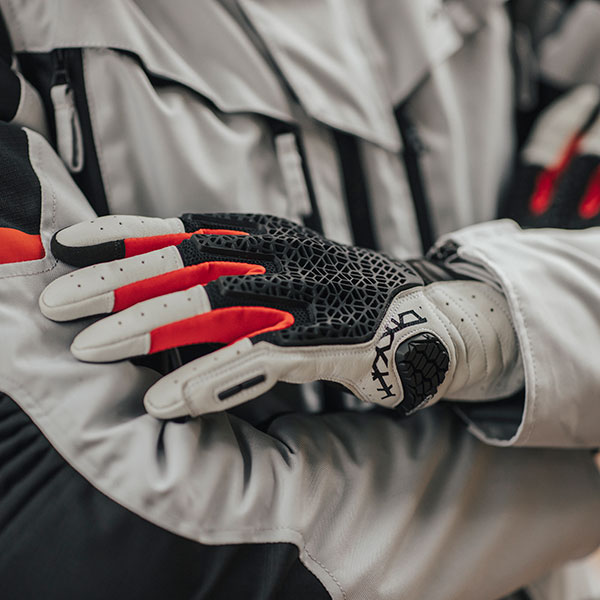 acerbis_crossover_gloves_grey_red_detail4.jpg