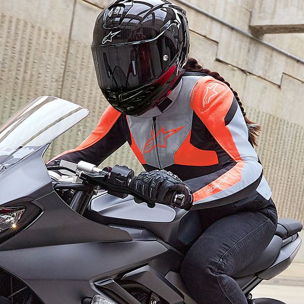 alpinestars_jacket_textile_ladies_t-jaws-v4-waterproof_black-ice-grey-fluo-coral_lifestyle2.jpg