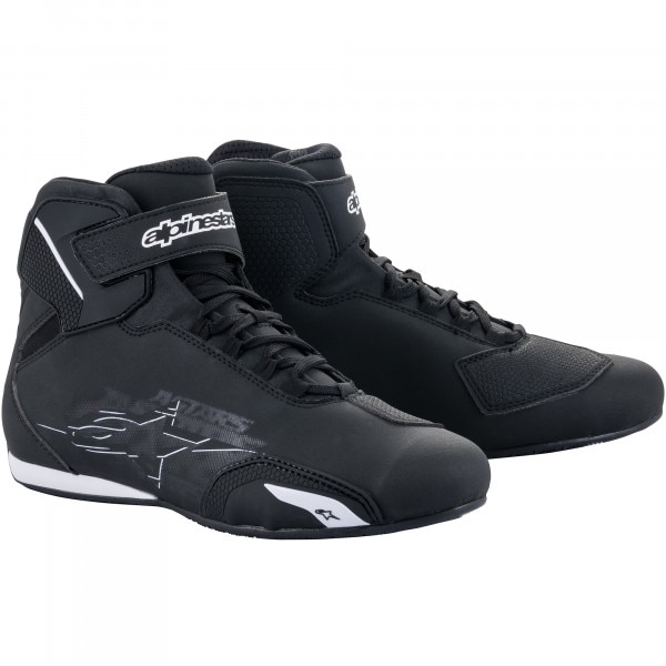 alpinestars_sektor-riding-shoe_fr_black-white.jpg