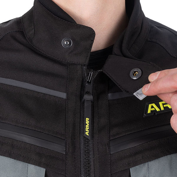 armr_moto_kumaji_3_textile_jacket_black_green_yellow_detail8.jpg