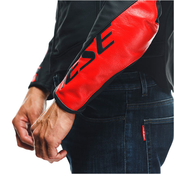 dainese_jacket-leather_sportiva_matt-black-lava-red-white_detail2.jpg