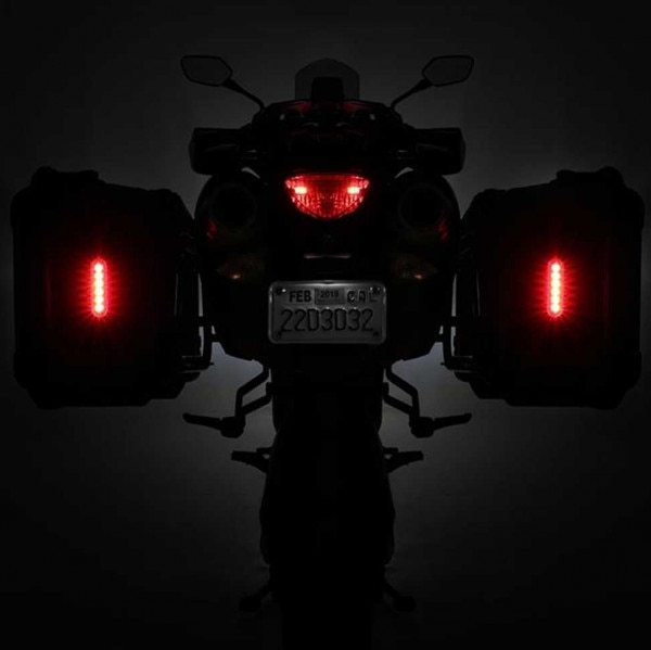 denali_led_auxilary-brake-light_detail2.jpg