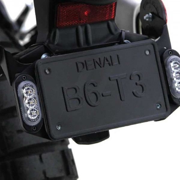 denali_t3_modular_switchback_signal_pods_license-plate.jpg