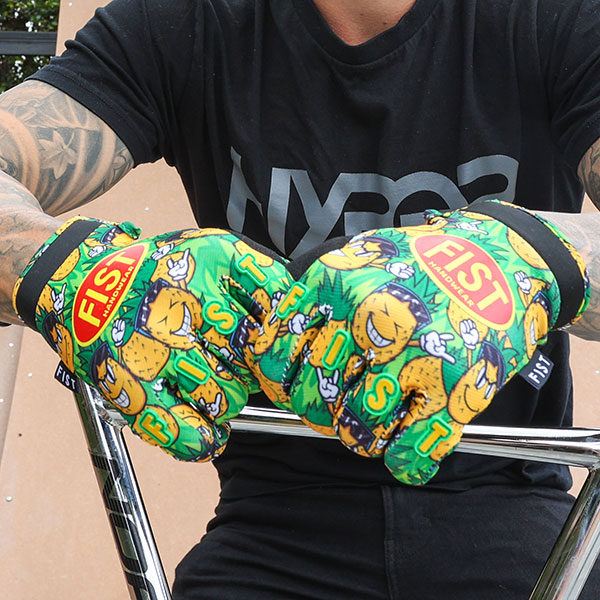 fist_motocross-gloves_handwear-gloves_pineapple-rush_lifestyle3.jpg