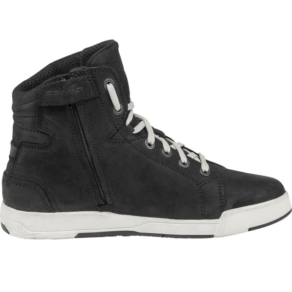 forma_boots_leather_swift-x-fit-dry_black-white_detail2.jpg