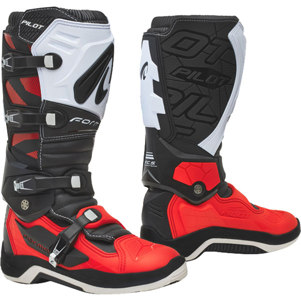 forma_boots_pilot_black-red-white.jpg