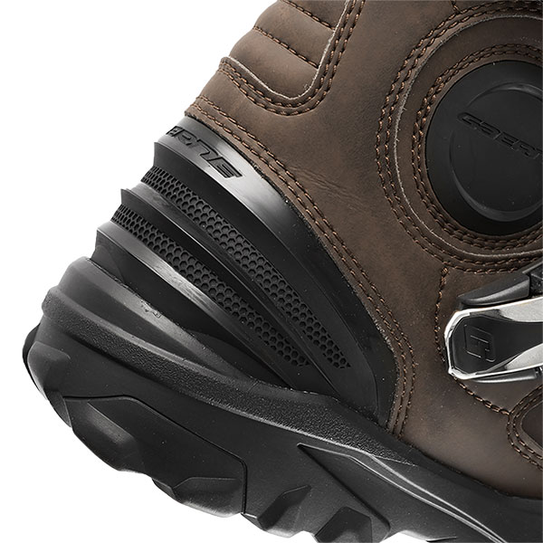 gaerne_boots_leather_g-midland-aquatech_brown_detail6.jpg