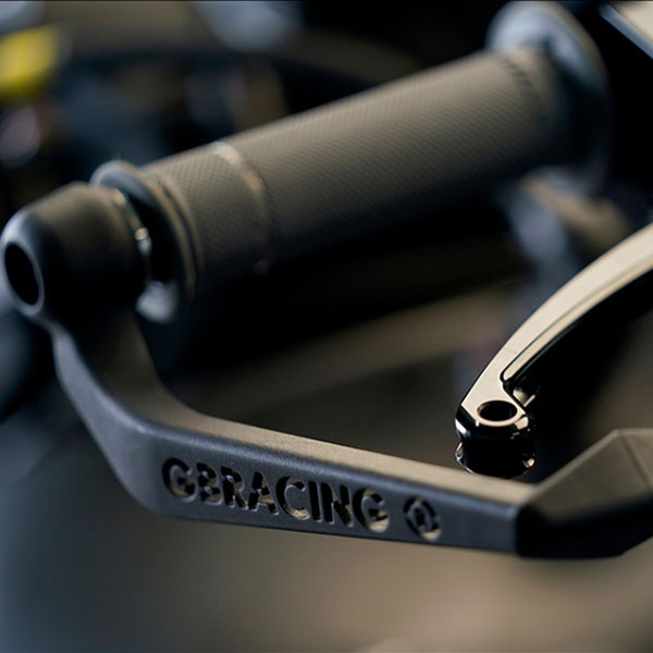 gb-racing_brake-lever-guard_ducati-streetfighter-v4s-ktm-790-duke_detail2.jpg