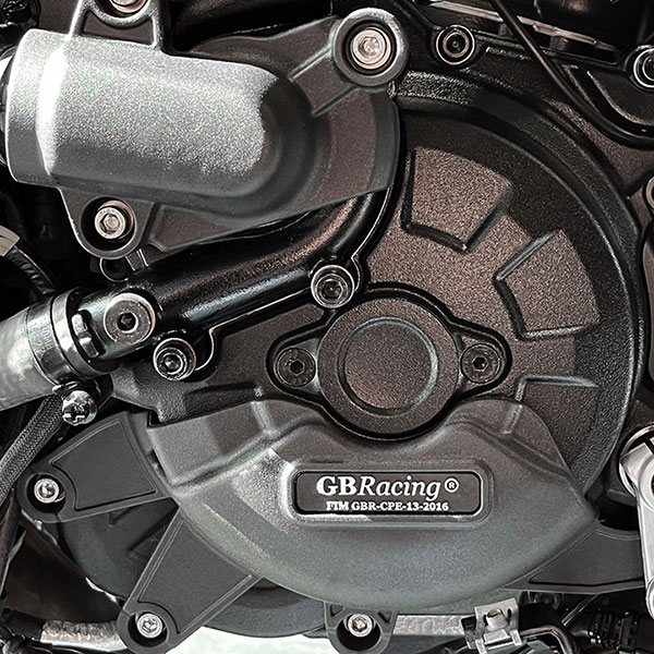 gb-racing_crash-protectors_stockalternator-cover_ducati-supersport-s_lifestyle1.jpg