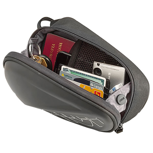 givi_miscelaneous-luggage_leg-bag_st608a_detail2.jpg