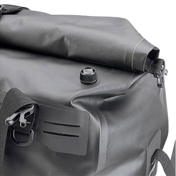 givi_soft-luggage_grt712_detail2.jpg