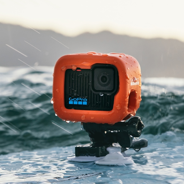 gopro_action-camera-accessories_hero-floaty_orange_detail1.jpg