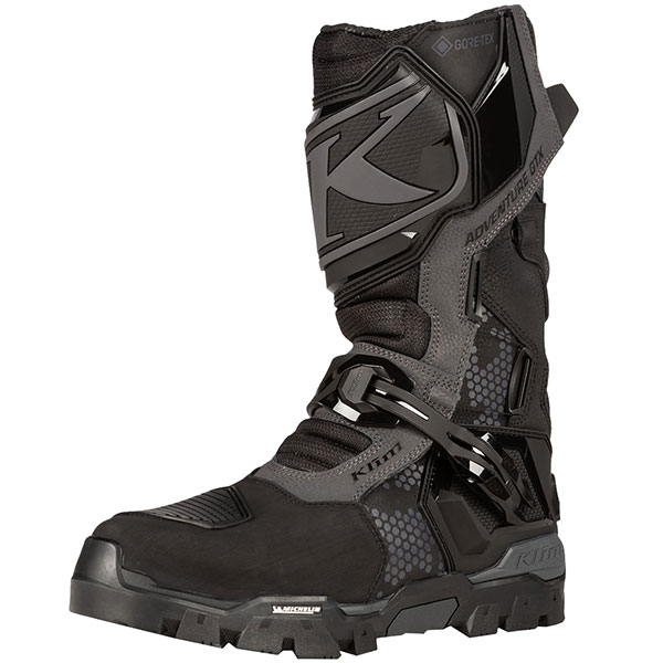 Gore tex shop boots price