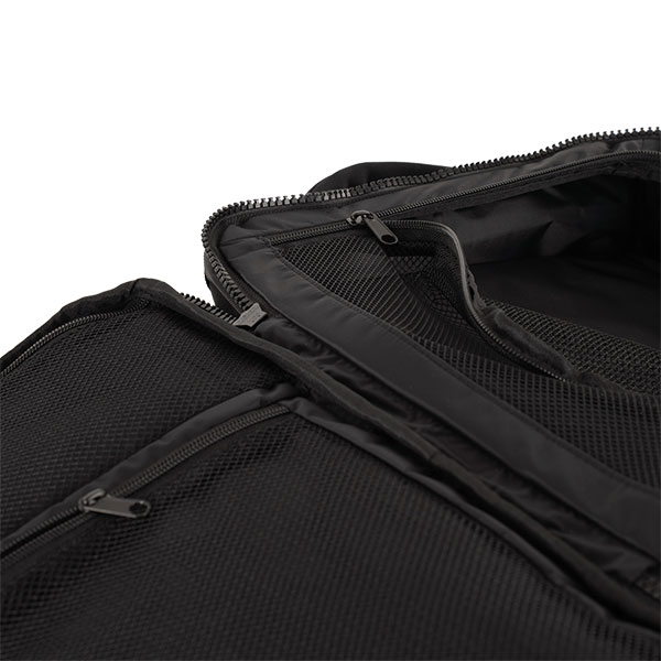 knox_luggage_everyday-adventure-pack_black-camo_detail8.jpg