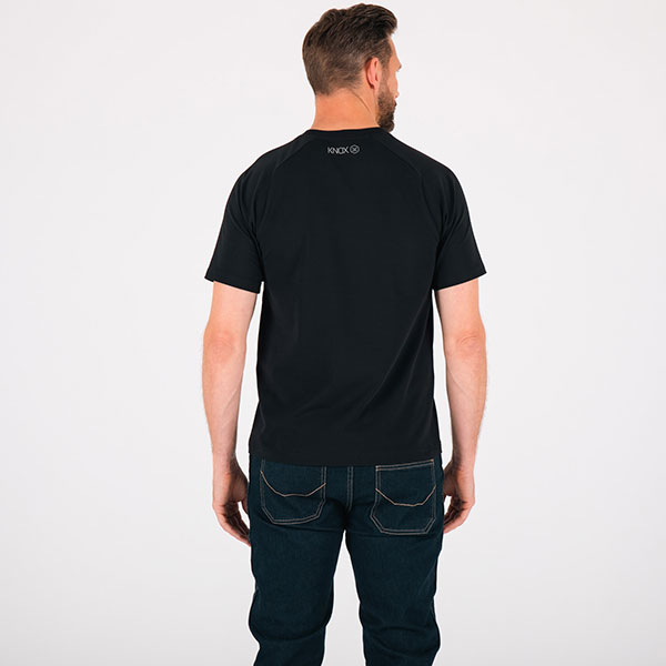 knox_reflect_tee-black_detail2.jpg