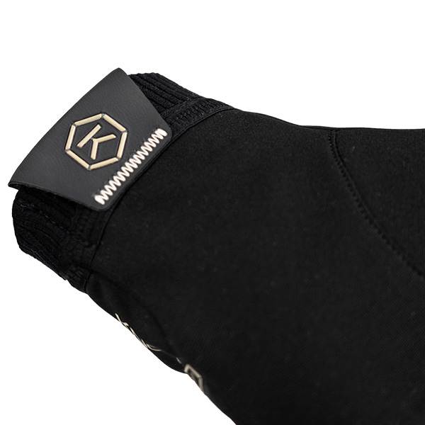 knox_underglove_detail3.jpg