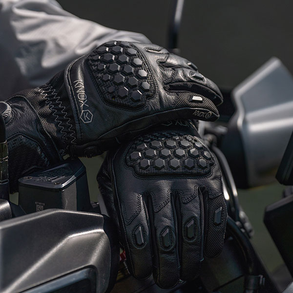 knox_zero_4_textile_gloves_black_detail4.jpg