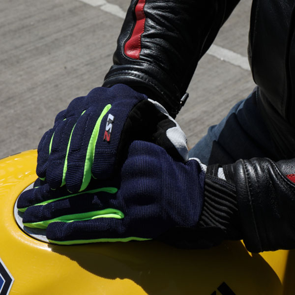 ls2_gloves_dart-ii_blue-hi-viz-yellow_lifestyle-2.jpg