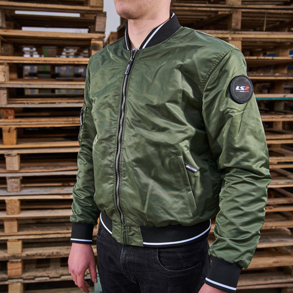 ls2_jacket_brighton_olive_lifestyle3.jpg