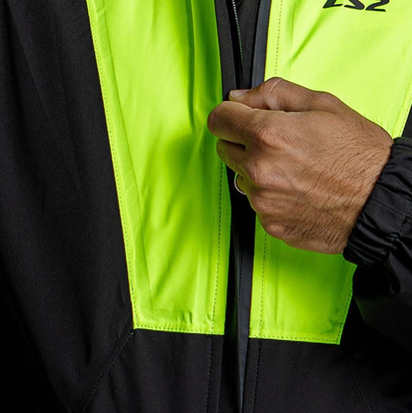 ls2_waterproofs_x-rain-jacket_black-hi-vis-yellow_detail2.jpg