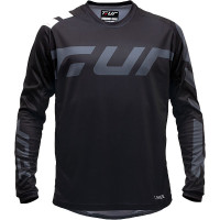 T.ur T-Three Long-Sleeved T-Shirt - Black / White