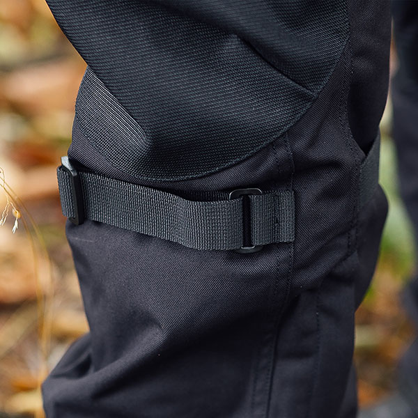 merlin_condor-laminated-trouser_black_detail2.jpg