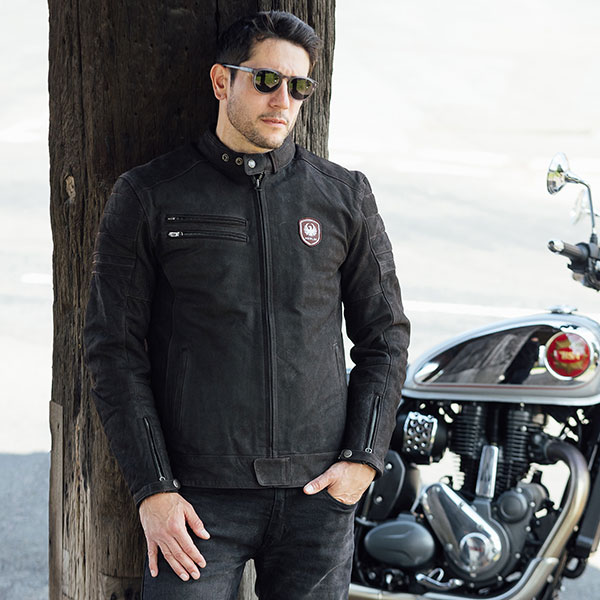 merlin_leather-jacket_alton-ii-d3o-leather-jacket_black_lifestyle1.jpg