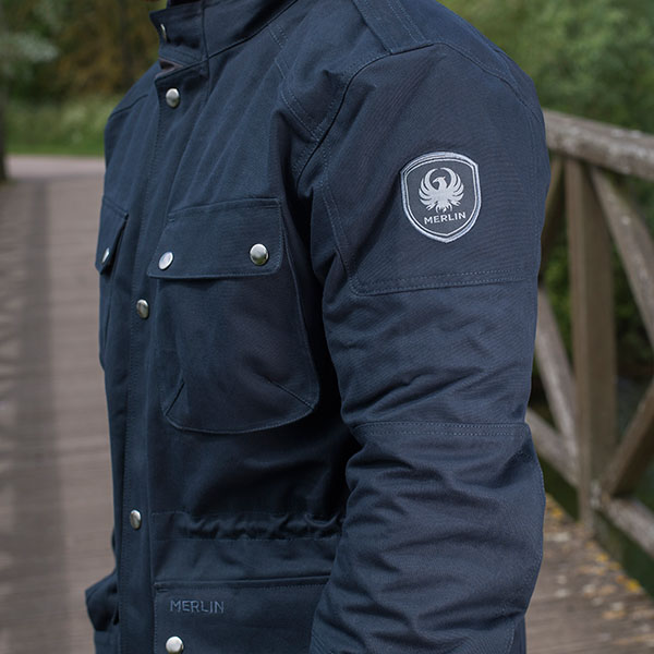 merlin_textile-jacket_motley_navy_lifestyle2.jpg