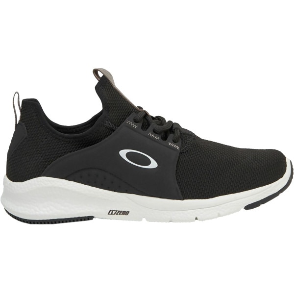 oakley_casual-wear-shoes_dry-trainers_jet-black_detail1.jpg