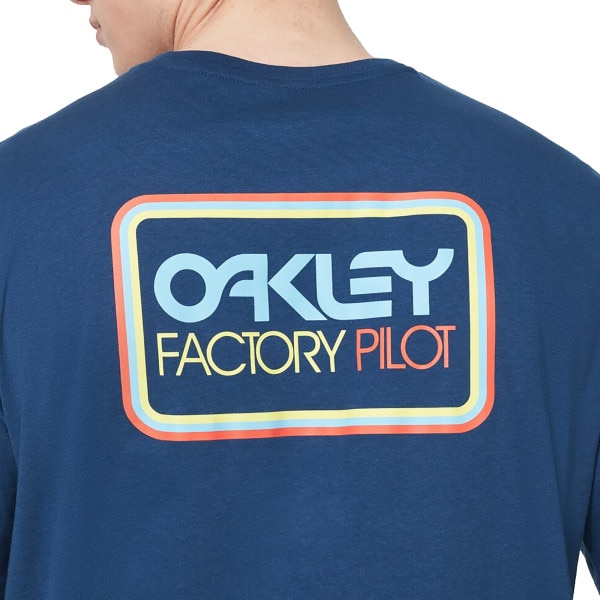 oakley_casual-wear_factory-pilot-long-sleeve-t-shirt_universal-blue_detail2.jpg