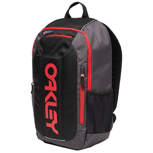 oakley_enduro_3_backpack_forged_iron_redline_detail1.jpg