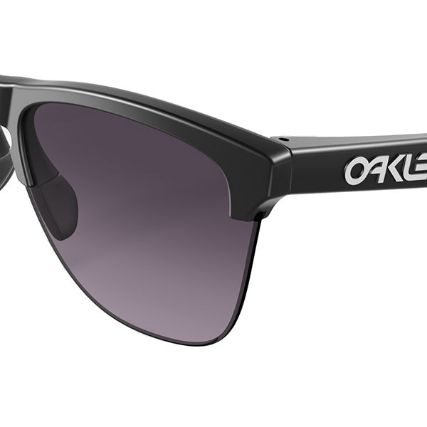 oakley_sunglasses_frogskin-lite_matt-black-prizm-grey-gradient-lens_detail6.jpg