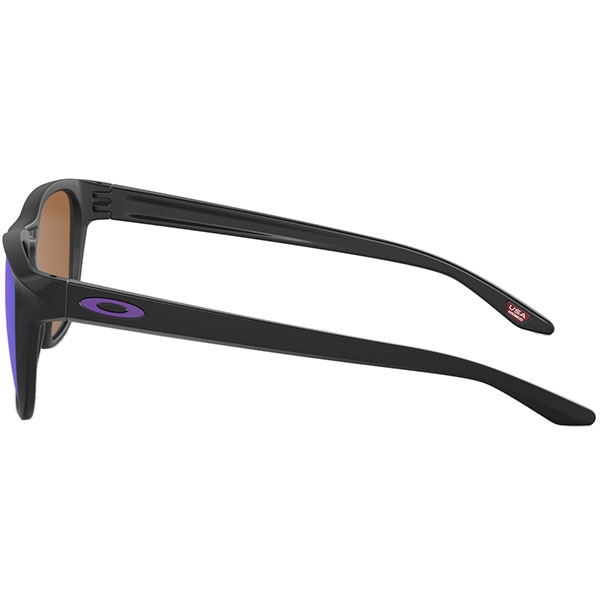 oakley_sunglasses_manorburn_matt-black-prizm-violet-lens_detail3.jpg