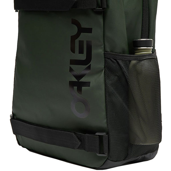 oakley_the_freshman_skate_backpack_new_dark_brush_detail4.jpg