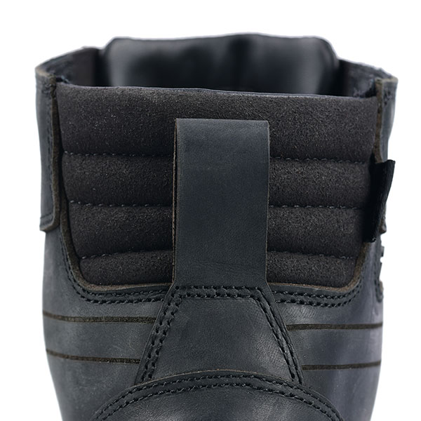 oxford_boots_leather_kickback-wp_black_detail2.jpg