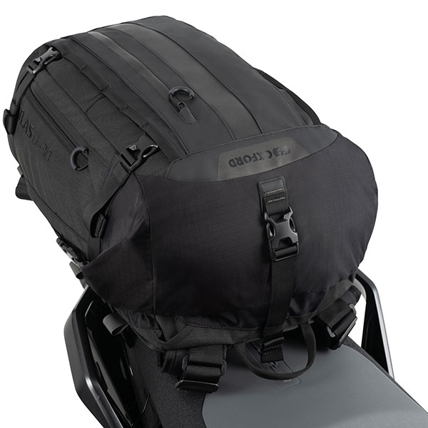 oxford_luggage_b-30-advanced-backpack_black_detail1.jpg