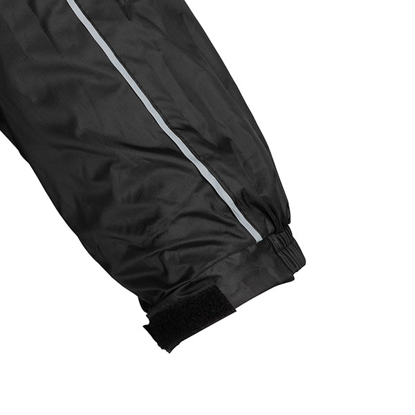 oxford_waterproofs_rainseal-over-jacket_black_detail3.jpg