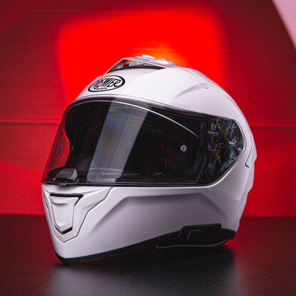 premier_helmet_devil-u8_white_lifestyle1.jpg