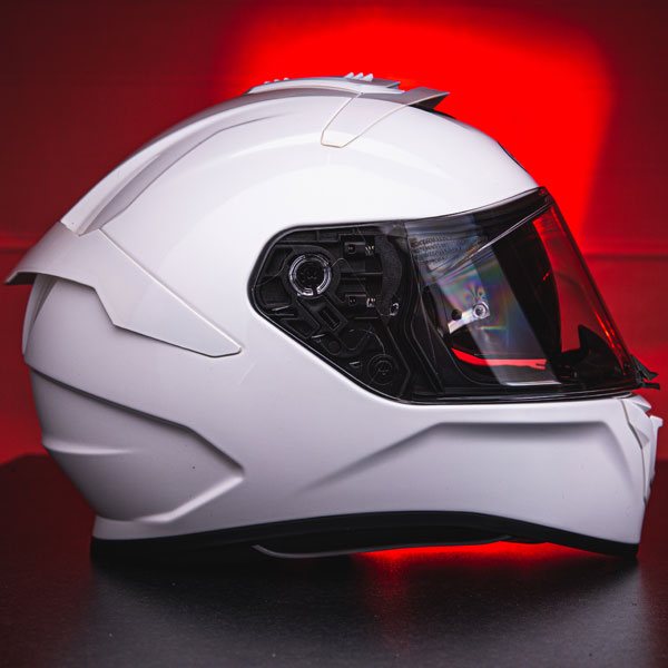 premier_helmet_devil-u8_white_lifestyle2.jpg