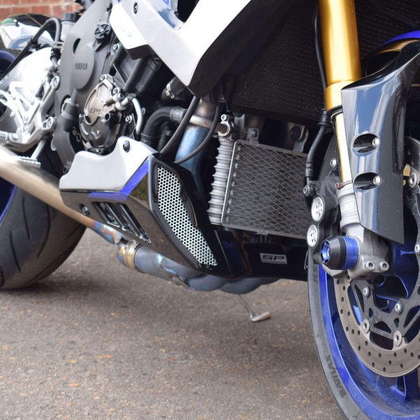 pyramid_belly-pan_sp_colours_yamaha_mt-10_detail3.jpg