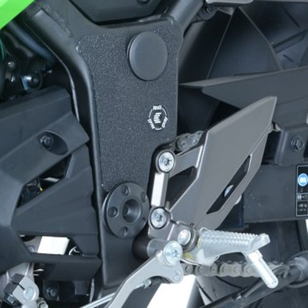 r-and-g_boot-guard-pads_kawasaki_ninja-300_ezbg403bl_detail1.jpg