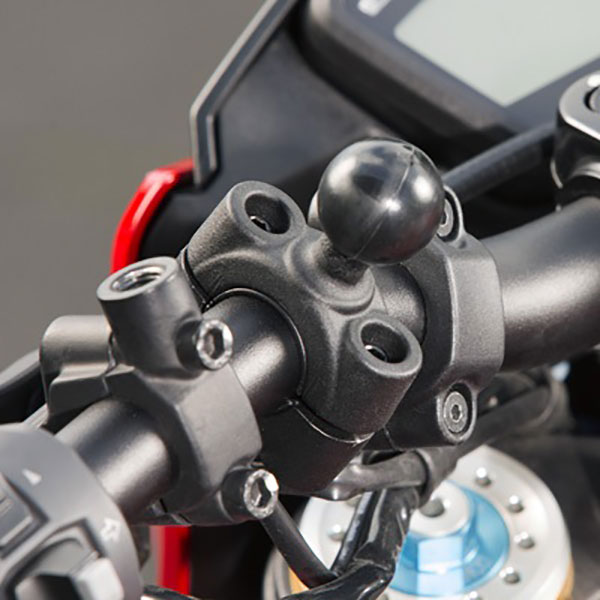 ram_mounts_torque_handlebar_rail_base_1inch_detail1.jpg