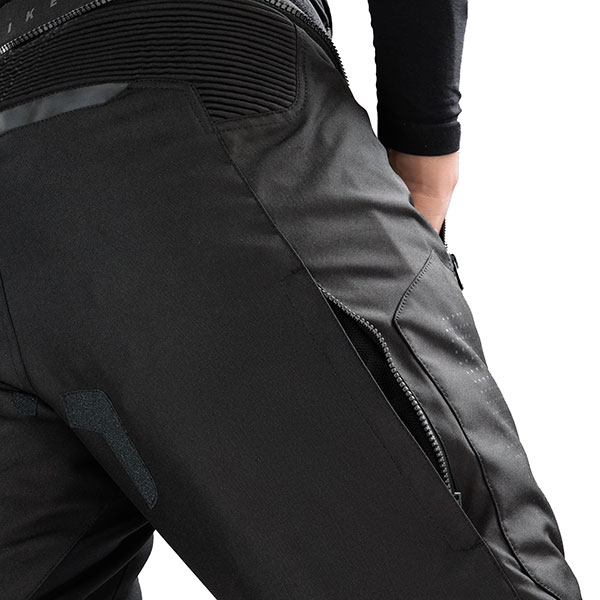 rebelhorn_textile-trousers_hiker-iv-textile-trousers_black_detail3.jpg