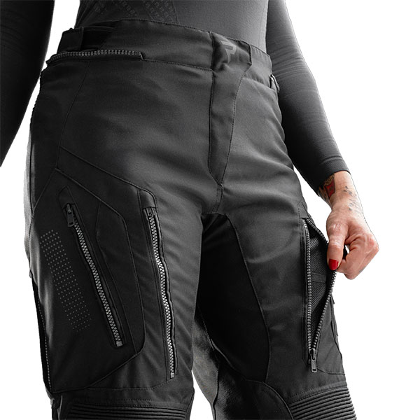 rebelhorn_textile-trousers_ladies_hiker-iv_black-grey_detail2.jpg