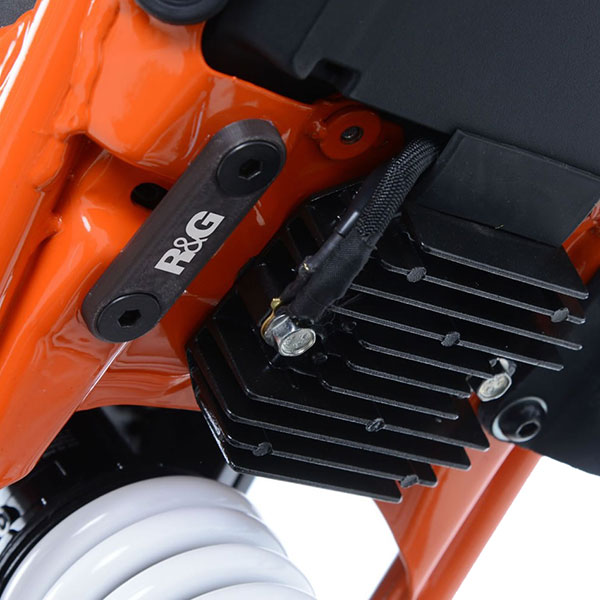 rg-racing_exhaust_hanger_blanking_plate_ktm_125_duke.jpg