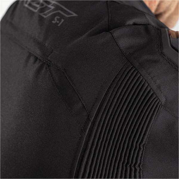 rst_jacket_textile_s-1_black_detail5.jpg