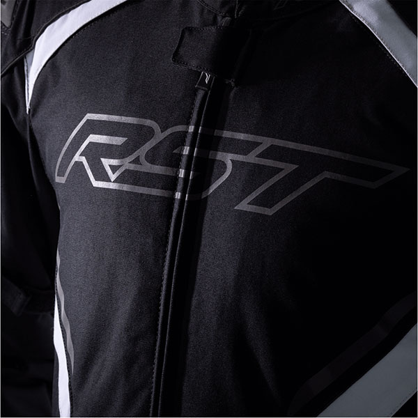 rst_jacket_textile_sabre-airbag_black-white_detail3.jpg