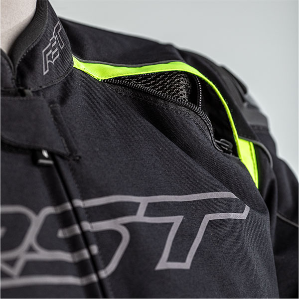 rst_jacket_textile_sabre_black-grey-fluo-yellow_detail2.jpg